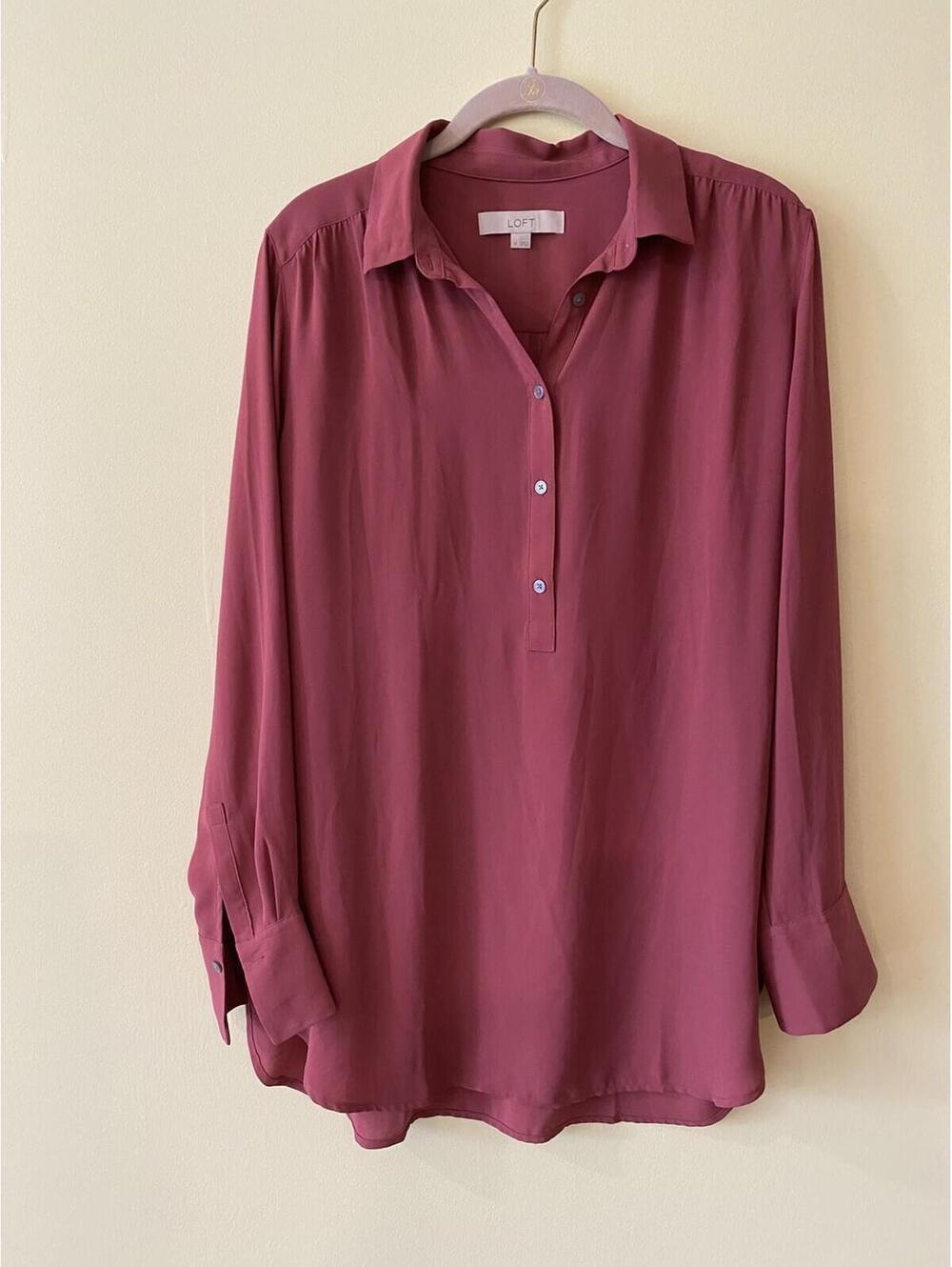 Women’s Ann Taylor LOFT Oversize Blouse Size: Medium